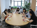 举办“青马班”读书分享会